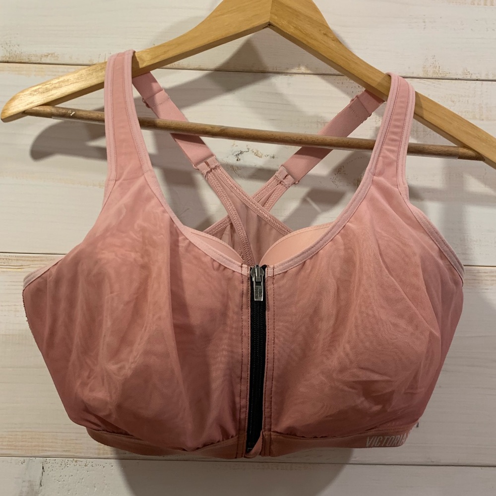 VS sports bra 34ddd